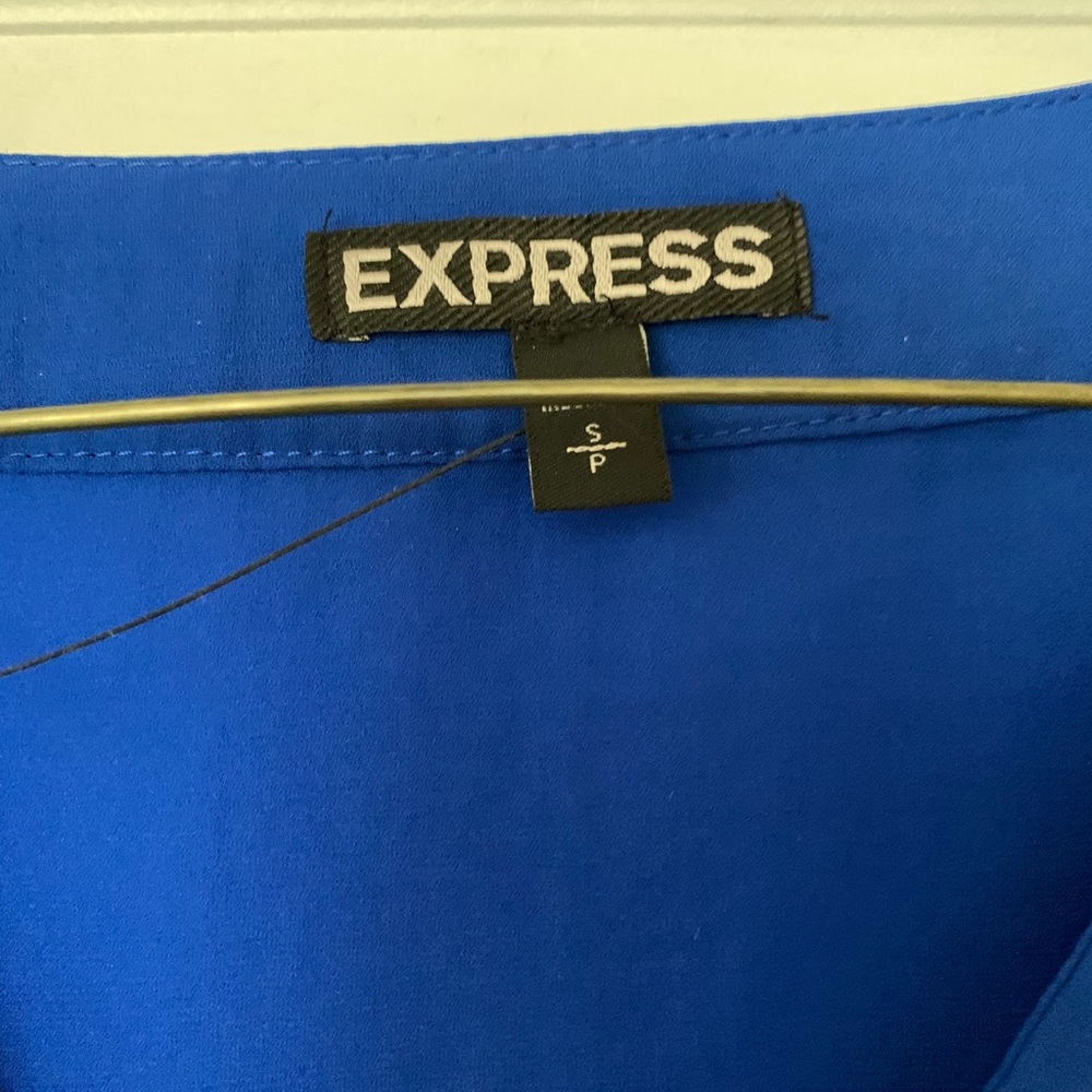 Express Blouse - Picture 2 of 2